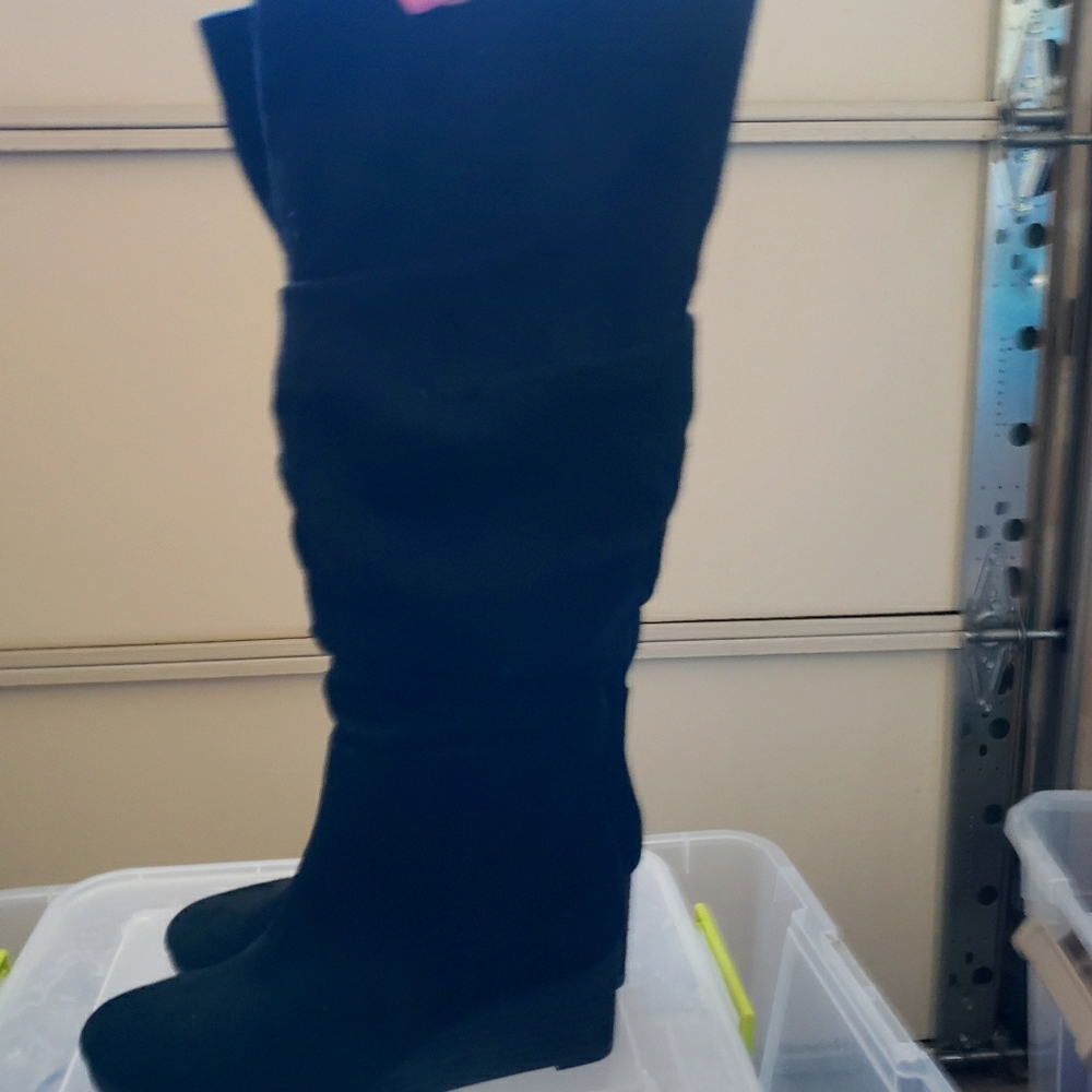 Wedge heel slouch boots